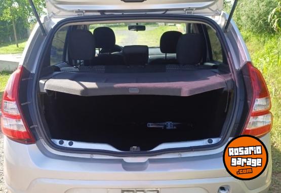 Autos - Renault sandero 2013 Nafta 145000Km - En Venta