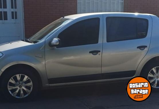 Autos - Renault sandero 2013 Nafta 145000Km - En Venta