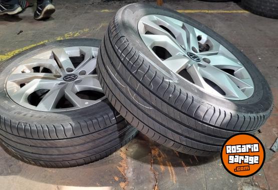 Accesorios para Autos - Cubiertas MICHELIN 215 55 R18 - En Venta