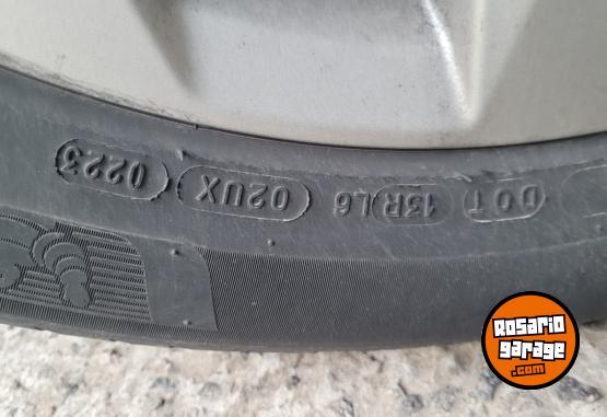Accesorios para Autos - Cubiertas MICHELIN 215 55 R18 - En Venta
