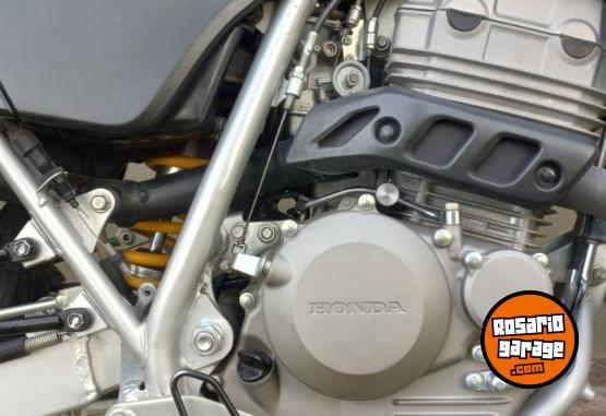 Motos - Honda Tornado Xr 250 cc 2013 Nafta 20000Km - En Venta