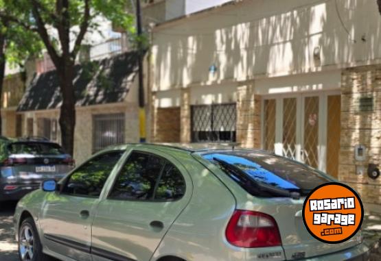 Autos - Renault Megane 2004 Diesel 180000Km - En Venta