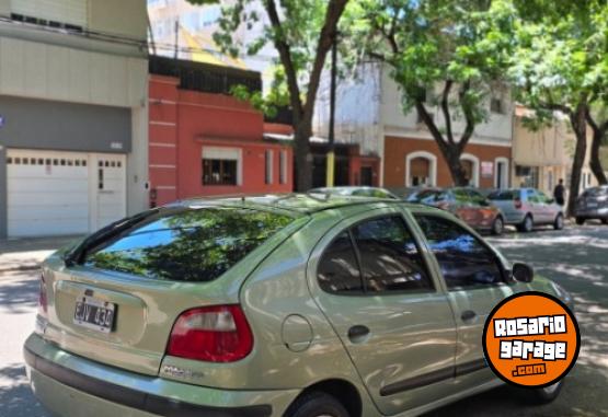 Autos - Renault Megane 2004 Diesel 180000Km - En Venta