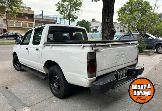 Camionetas - Nissan FRONTIER NP 300 2011 Diesel 294000Km - En Venta
