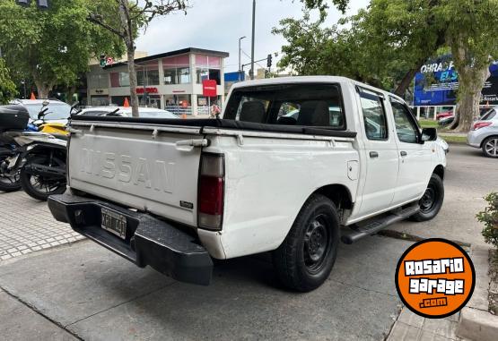 Camionetas - Nissan FRONTIER NP 300 2011 Diesel 294000Km - En Venta