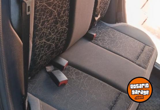 Autos - Fiat MOBI TREKKING 2024 Nafta 14000Km - En Venta