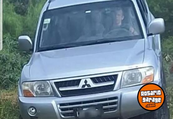 Camionetas - Mitsubishi Montero 7 ASIENTOS 2004 Diesel 192000Km - En Venta