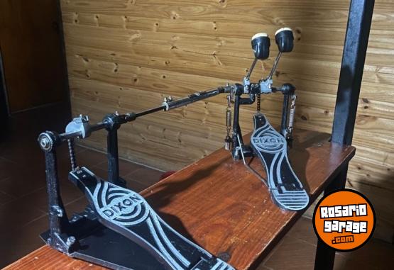 Instrumentos Musicales - VENDO DOBLE PEDAL DIXON - En Venta