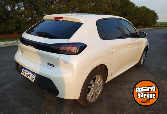 Autos - Peugeot 208 2023 Nafta 34000Km - En Venta