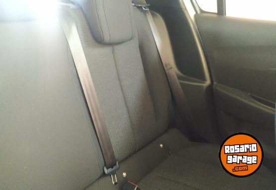 Autos - Peugeot 208 2023 Nafta 34000Km - En Venta