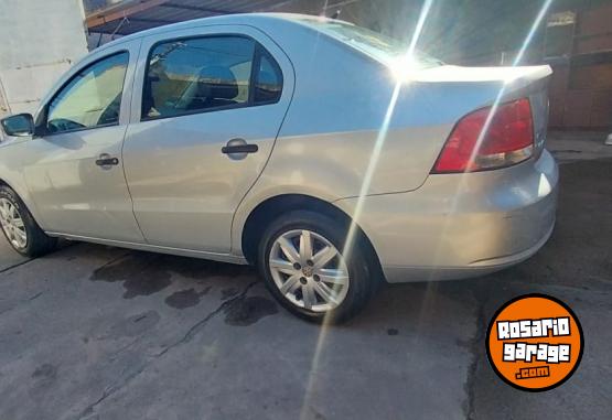 Autos - Volkswagen Voyage 2012 GNC 266000Km - En Venta