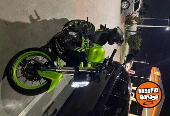 Motos - Benelli 302s 2023 Nafta 24000Km - En Venta