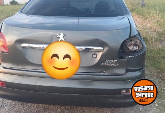 Autos - Peugeot 207 sedan 4 puertas 2013 Nafta 142000Km - En Venta