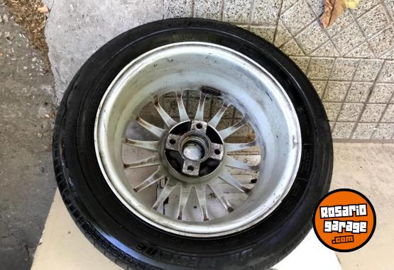 Accesorios para Autos - Cubiertas Bridgestone con llantas 15 - En Venta