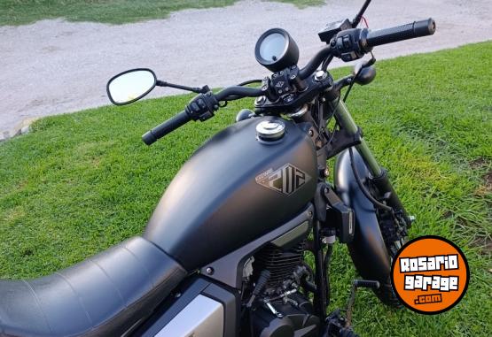 Motos - Honda Keeway 202 2023 Nafta 4200Km - En Venta