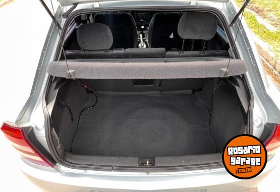 Autos - Chevrolet Astra Gls 2010 Nafta 145000Km - En Venta