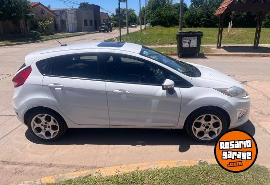 Autos - Ford Fiesta Titanium 2011 Nafta 167000Km - En Venta