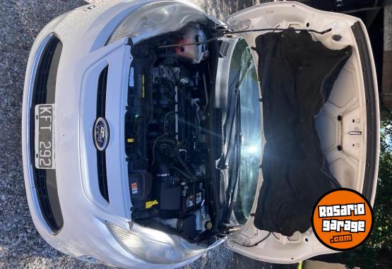 Autos - Ford Fiesta Titanium 2011 Nafta 167000Km - En Venta