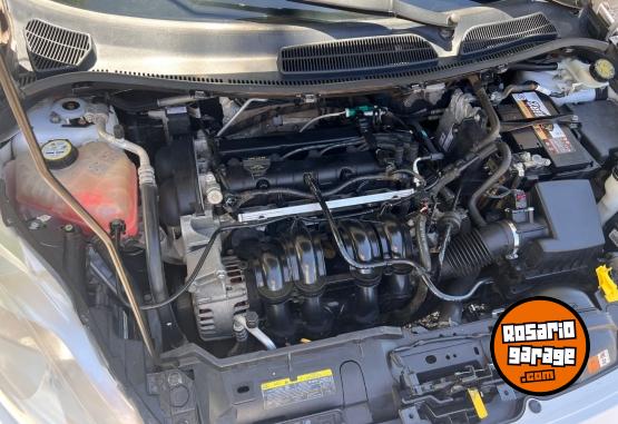 Autos - Ford Fiesta Titanium 2011 Nafta 167000Km - En Venta