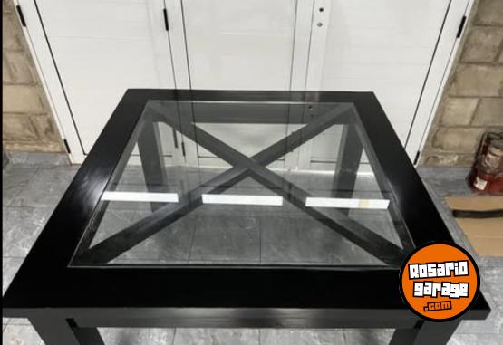 Hogar - Vendo Mesa Cuadrada - En Venta