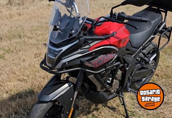 Motos - Voge 300 DS 2023 Nafta 9000Km - En Venta