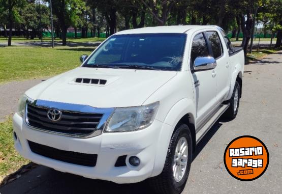Camionetas - Toyota Hilux srv 4x2 2014 Diesel 243000Km - En Venta