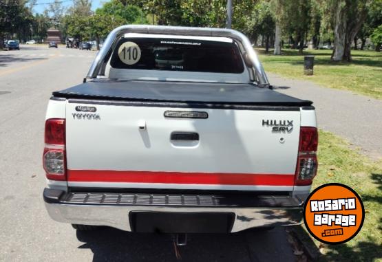 Camionetas - Toyota Hilux srv 4x2 2014 Diesel 243000Km - En Venta