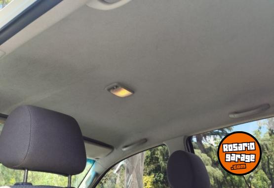 Camionetas - Toyota Hilux srv 4x2 2014 Diesel 243000Km - En Venta