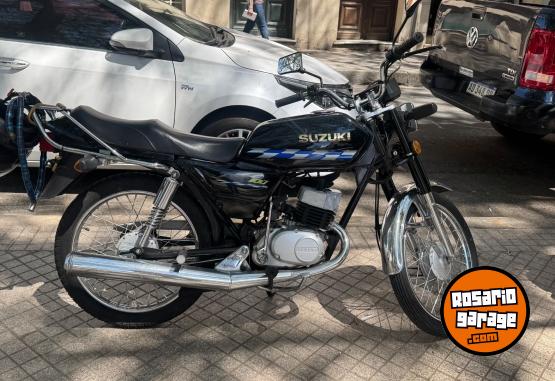 Motos - Suzuki Ax 100 2023 Nafta 9000Km - En Venta