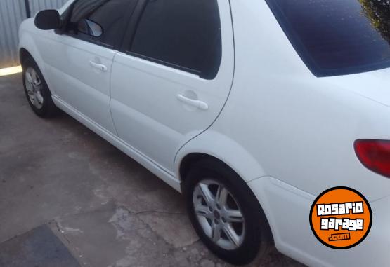 Autos - Fiat SIENA EL 1.4 2018 GNC 240000Km - En Venta