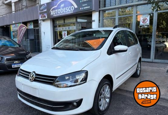 Autos - Volkswagen Suran Highline 2014 Nafta 160000Km - En Venta