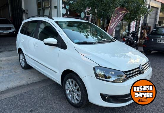 Autos - Volkswagen Suran Highline 2014 Nafta 160000Km - En Venta