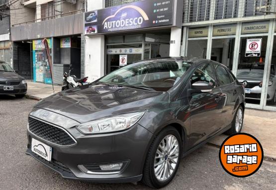 Autos - Ford Focus SE PLUS 2017 Nafta 95000Km - En Venta