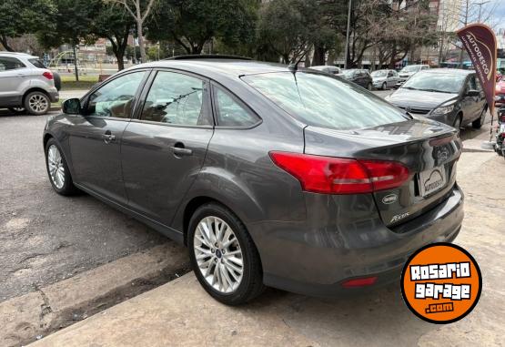 Autos - Ford Focus SE PLUS 2017 Nafta 95000Km - En Venta