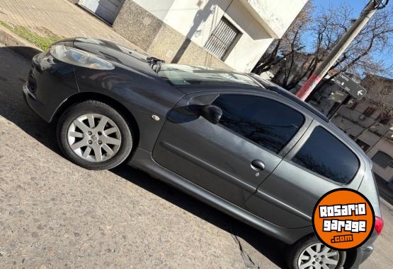 Autos - Peugeot 2010 xt premium 2010 Nafta 146000Km - En Venta