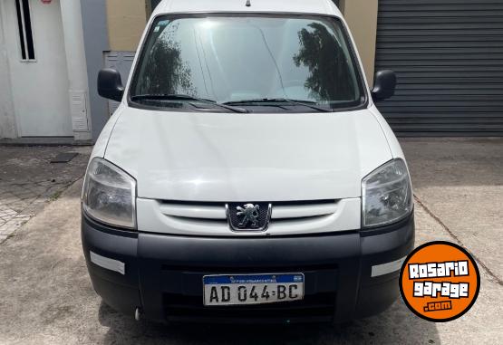 Utilitarios - Peugeot Patner confort 2018 Diesel 154000Km - En Venta
