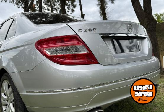 Autos - Mercedes Benz c280 v6 2009 Nafta 120000Km - En Venta