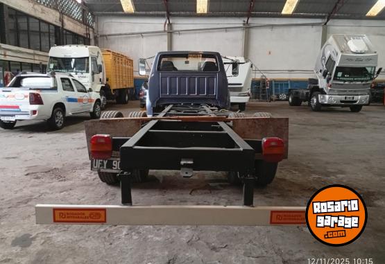Camiones y Grúas - Ford - F 7000 - Chasis - Trompa De Plastico - 1985 - En Venta