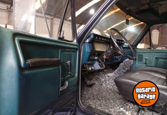 Camiones y Grúas - Ford - F 7000 - Chasis - Trompa De Plastico - 1985 - En Venta