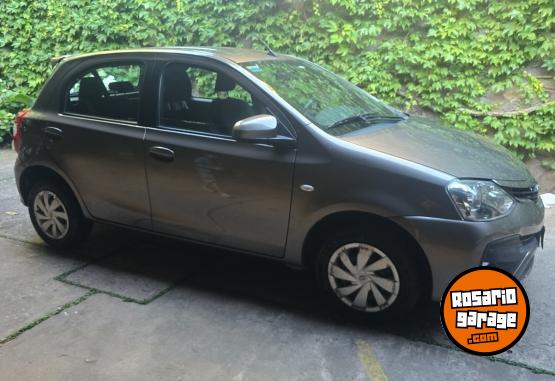 Autos - Toyota ETIOS XS 2018 Nafta 116000Km - En Venta