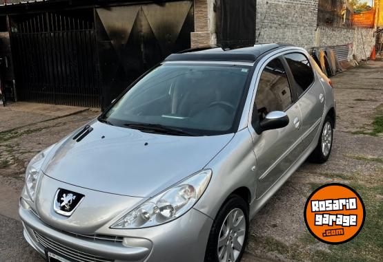 Autos - Peugeot 207 2013 Nafta 110000Km - En Venta