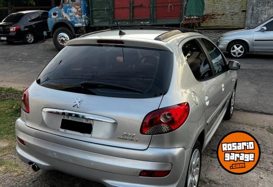 Autos - Peugeot 207 2013 Nafta 110000Km - En Venta