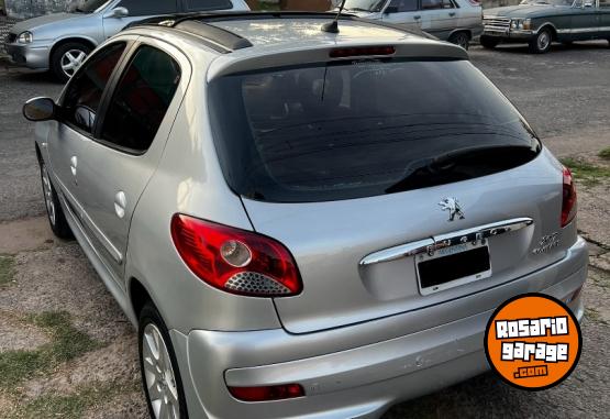 Autos - Peugeot 207 2013 Nafta 110000Km - En Venta