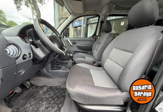 Utilitarios - Peugeot Partner Patagonica 2015 Diesel - En Venta