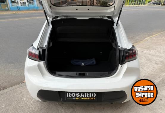 Autos - Peugeot 208 2022 Nafta 35000Km - En Venta