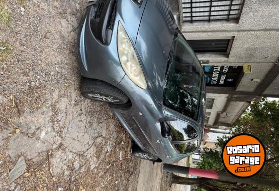 Autos - Peugeot 207 2009 Nafta 240000Km - En Venta