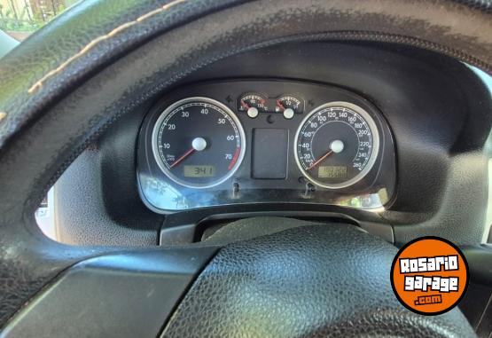 Autos - Volkswagen Bora 2.0 nafta 2010 Nafta 190000Km - En Venta