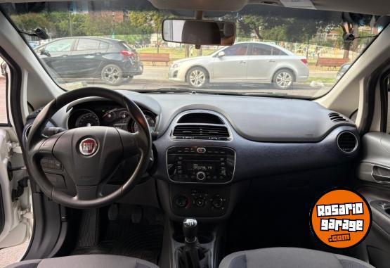 Autos - Fiat Punto Attractive 2013 Nafta 98000Km - En Venta