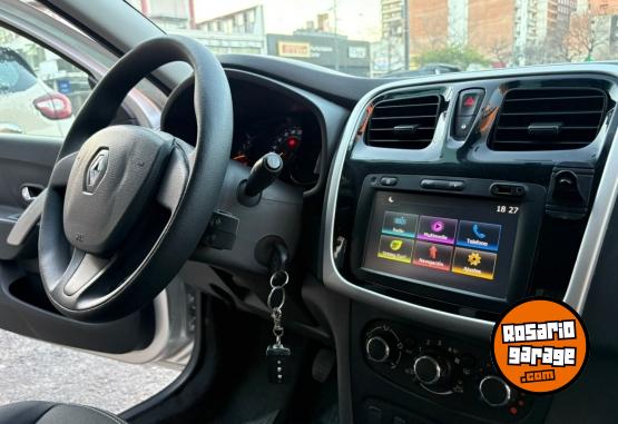 Autos - Renault Sandero Dinamique 2017 Nafta 110000Km - En Venta