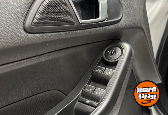 Autos - Ford Fiesta 2018 Nafta 92000Km - En Venta